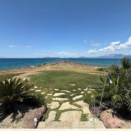 Beachfront House In çeşme Villa *