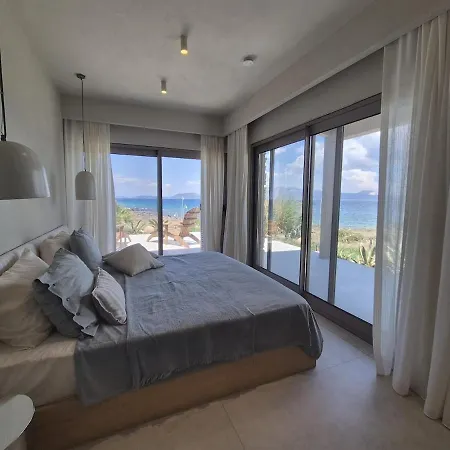 Beachfront House In çeşme * Emin Sitesi