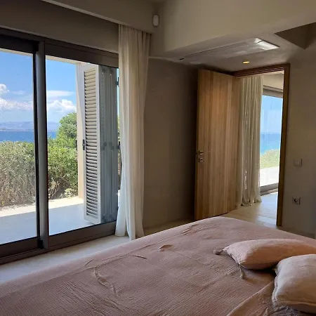 Beachfront House In çeşme *